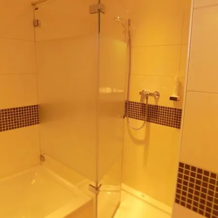 Mostlandhof Szálloda 3*